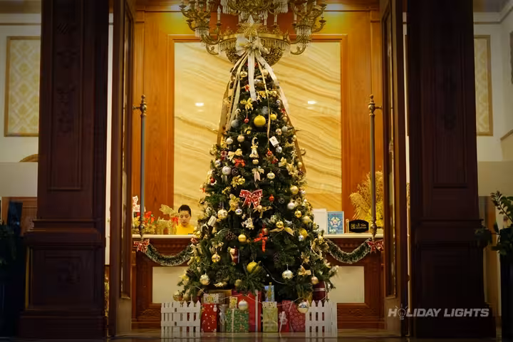 Professional commercial Christmas light installation in Watertown, New York — Commercial Christmas Tree
